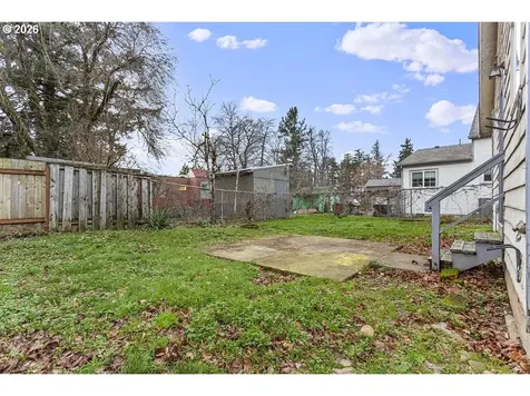805 SE 197th Avenue Portland OR 97233