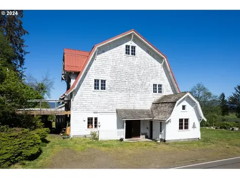 25 Fraser Road Tillamook OR 97141