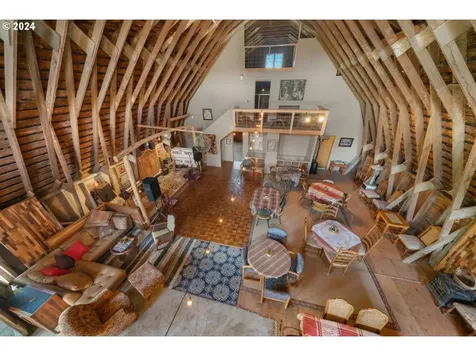 25 Fraser Road Tillamook OR 97141