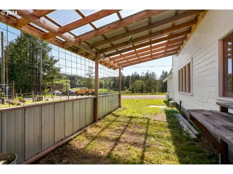 25 Fraser Road Tillamook OR 97141