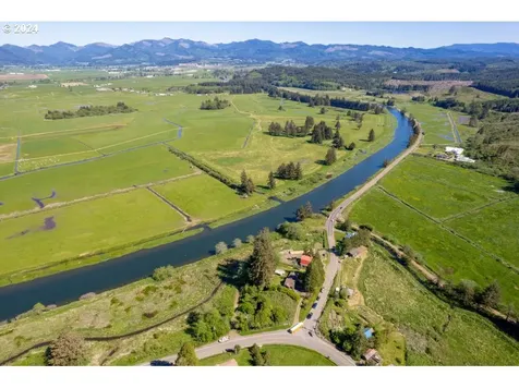 25 Fraser Road Tillamook OR 97141