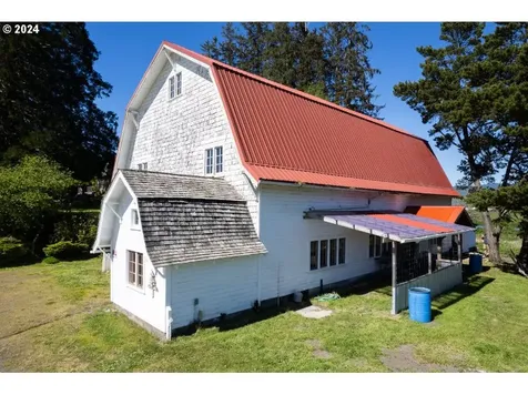 25 Fraser Road Tillamook OR 97141