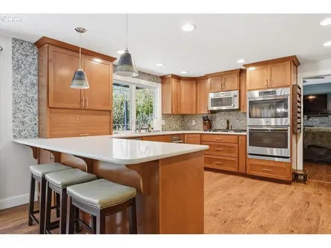 13606 NW 42nd Avenue Vancouver WA 98685