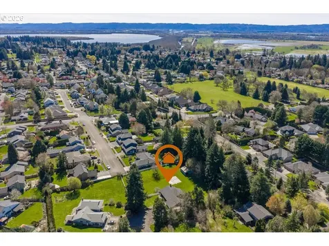 13606 NW 42nd Avenue Vancouver WA 98685