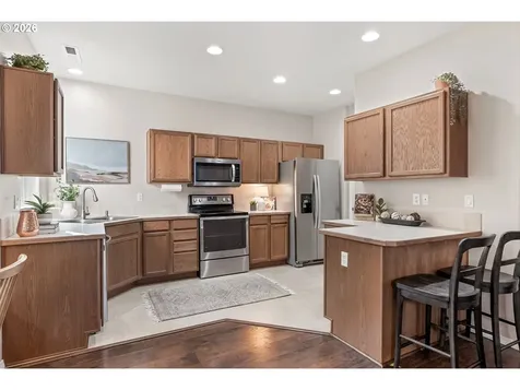 5761 Mount Vernon Road Springfield OR 97478