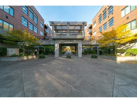 400 W 8th Street Vancouver WA 98660