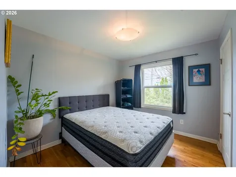1432 N Bryant Street Portland OR 97217