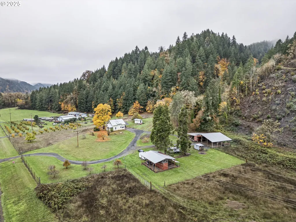 27403 State Highway 38 Elkton OR 97436