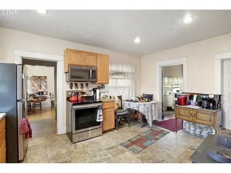 27403 State Highway 38 Elkton OR 97436