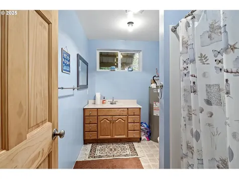 27403 State Highway 38 Elkton OR 97436