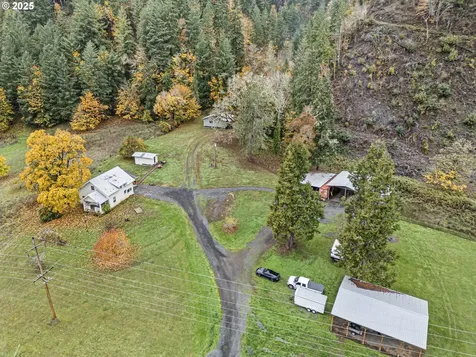 27403 State Highway 38 Elkton OR 97436