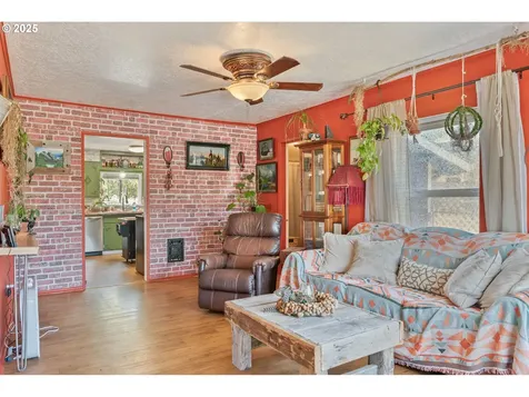 1000 Harris Street Kelso WA 98626