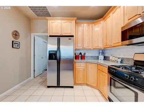 16710 NE 5th Street Vancouver WA 98684
