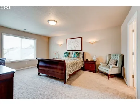16710 NE 5th Street Vancouver WA 98684