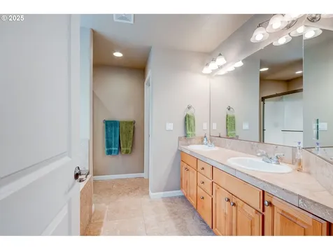 16710 NE 5th Street Vancouver WA 98684