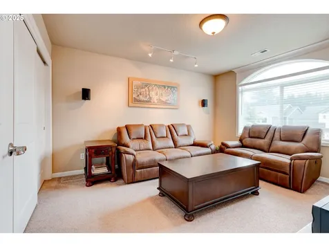 16710 NE 5th Street Vancouver WA 98684