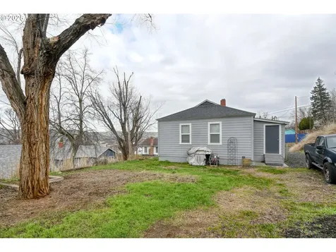 709 SW 8th Street Pendleton OR 97801