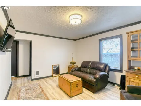 709 SW 8th Street Pendleton OR 97801