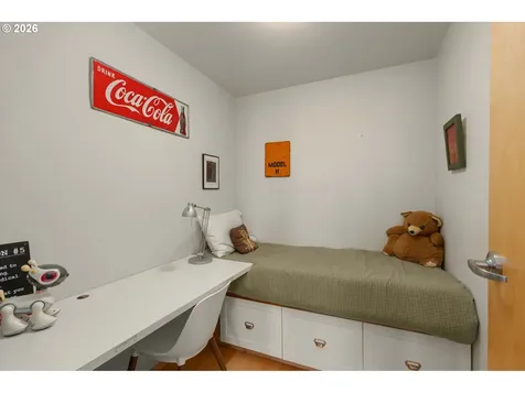 1221 SW 10th Avenue Portland OR 97205
