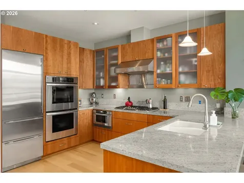 1221 SW 10th Avenue Portland OR 97205