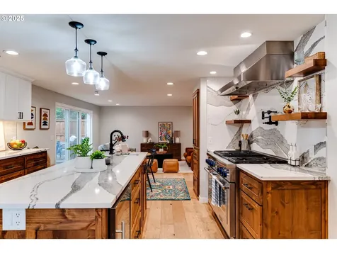 2915 Chuckanut Street Eugene OR 97408