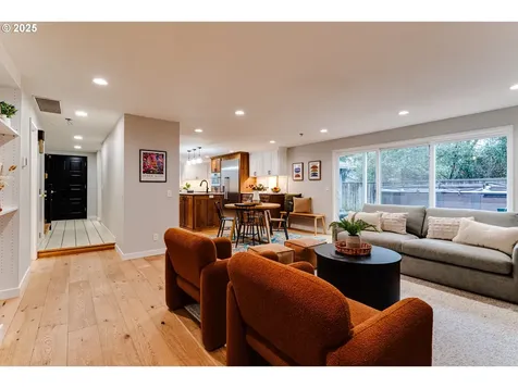 2915 Chuckanut Street Eugene OR 97408