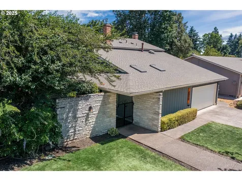 2915 Chuckanut Street Eugene OR 97408