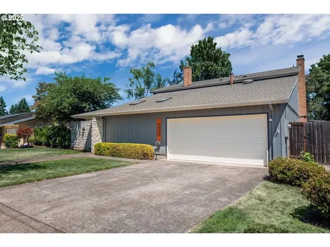 2915 Chuckanut Street Eugene OR 97408