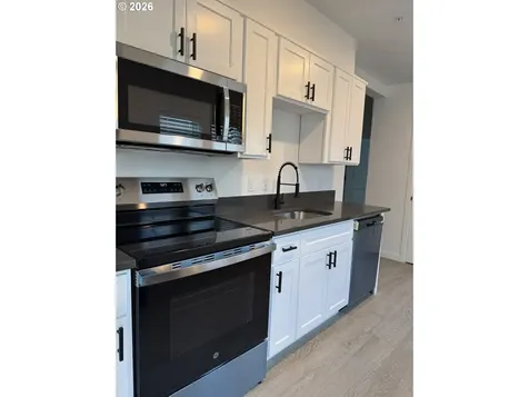 3823 SE 52nd Avenue Portland OR 97206