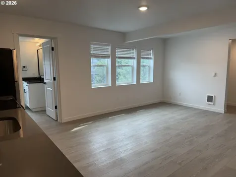 3823 SE 52nd Avenue Portland OR 97206