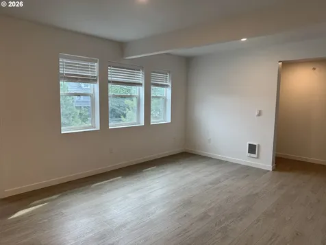 3823 SE 52nd Avenue Portland OR 97206