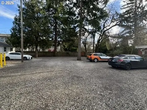 3823 SE 52nd Avenue Portland OR 97206