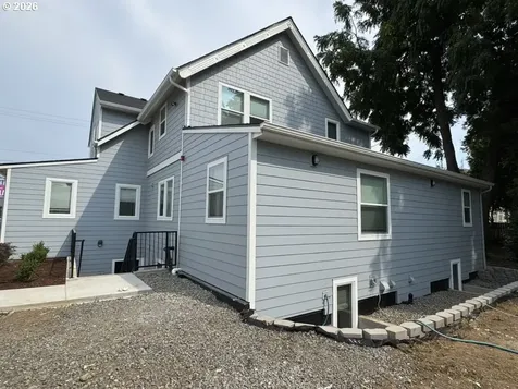 3823 SE 52nd Avenue Portland OR 97206