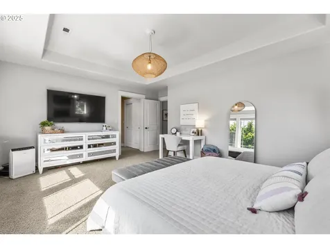 977 Marylhurst Circle West Linn OR 97068