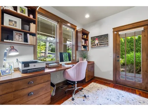 977 Marylhurst Circle West Linn OR 97068