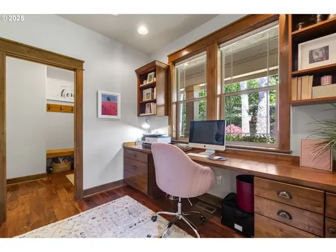 977 Marylhurst Circle West Linn OR 97068