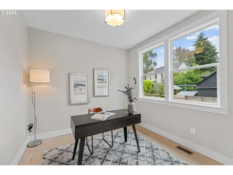 5834 N Atlantic Avenue Portland OR 97217