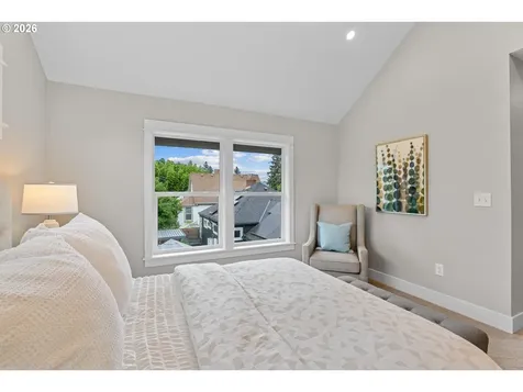 5834 N Atlantic Avenue Portland OR 97217