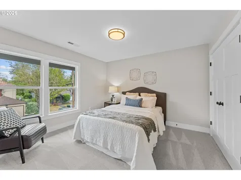 5834 N Atlantic Avenue Portland OR 97217