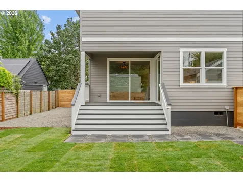 5834 N Atlantic Avenue Portland OR 97217