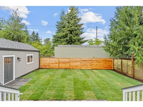 5834 N Atlantic Avenue Portland OR 97217