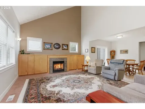 1607 Wood Duck Street Silverton OR 97381