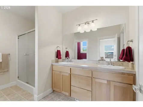 1607 Wood Duck Street Silverton OR 97381