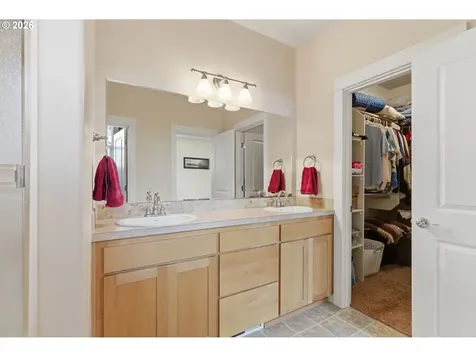 1607 Wood Duck Street Silverton OR 97381
