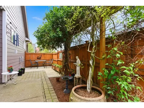 1607 Wood Duck Street Silverton OR 97381