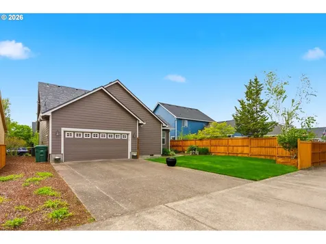 1607 Wood Duck Street Silverton OR 97381