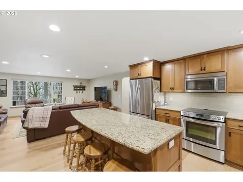 39692 Lacomb Drive Lebanon OR 97355