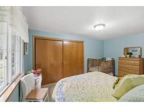 39692 Lacomb Drive Lebanon OR 97355