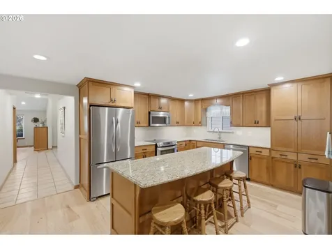 39692 Lacomb Drive Lebanon OR 97355