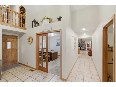 39692 Lacomb Drive Lebanon OR 97355